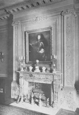 An exquisite and true Renaissance feeling is shown in
the pilasters.