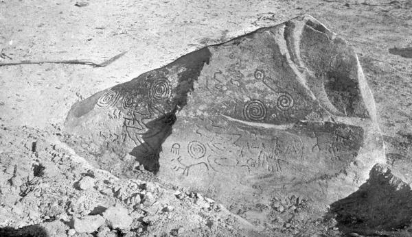 PL. XCIII&mdash;
BOWLDER WITH PICTOGRAPHS NEAR WOOD'S RANCH