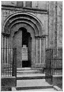 Photo of doorway of cathedral