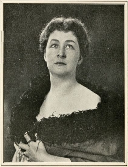 Copyright by Falk, N. Y.

EMMA EAMES.