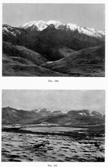 Fig. 186&mdash;Canted snowline in the Cordillera Vilcapampa
between Arma and Choquetira. Looking east from 13,500 feet.